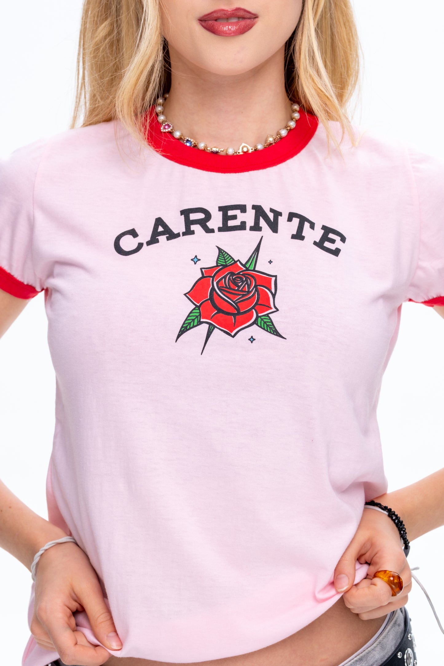 Camiseta Babylook “Carente” - Isa Buzzi
